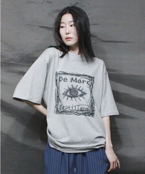 DEMARC(ドゥマーク)の「ストリートグラフィックボックスフィット半袖Tシャツグレー(Tシャツ/カットソー・レディース・その他・MEDIUM/LARGE)」の4枚目の写真