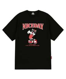 NICEDAY ピンクキャットグラフィックTシャツ - ブラック