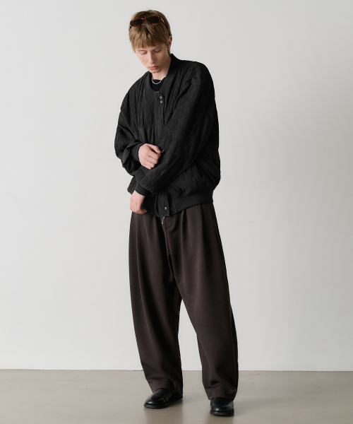 NOUN(ノウン)の「wave pleated blouson (black)(ブルゾン・メンズ・その他・1/2)」の2枚目の写真