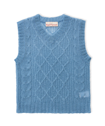 RAD FICTION（ラッドフィックション）の「DOHERTY FISHERMAN CABLE KNIT VEST / PALE BLUE（ベスト）」