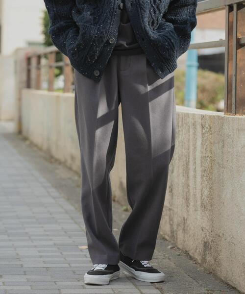 ITEMS URBANRESEARCH(アイテムズ アーバンリサーチ)の「『洗濯可』静電気防止ジャージメルトンスラックス(その他パンツ・メンズ・モカ/ブラック/チャコールグレー/アイボリー・LARGE/MEDIUM)」の3枚目の写真