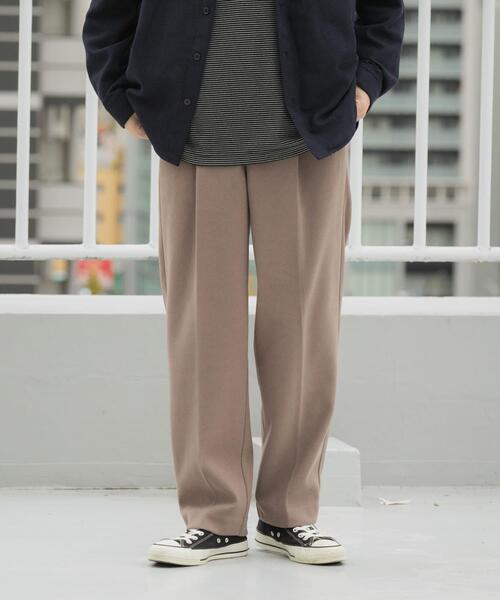 ITEMS URBANRESEARCH(アイテムズ アーバンリサーチ)の「『洗濯可』静電気防止ジャージメルトンスラックス(その他パンツ・メンズ・モカ/ブラック/チャコールグレー/アイボリー・LARGE/MEDIUM)」の4枚目の写真