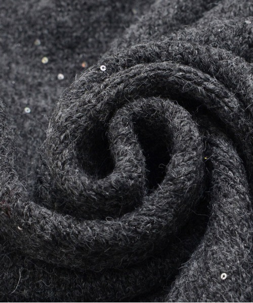 CavariA（キャバリア）の「『CavariA/キャバリア』スパンコールニットクルーネック（ニット/セーター・メンズ・グレー/ブラウン/チャコールグレー・L/M）」の9枚目の写真