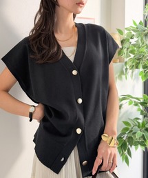 classicalelf（クラシカルエルフ）の「大人の抜け感を演出。洗練されたフレンチスリーブベスト（ニット/セーター）」