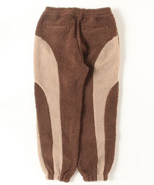 VANQUISH（ヴァンキッシュ）の「VANQUISH / ヴァンキッシュ Sans Serif ロゴ ジップアップ ボアパンツ（その他パンツ・メンズ・ブラウン/グレー・M/L）」の3枚目の写真