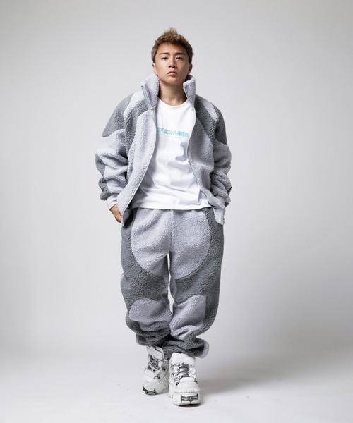 VANQUISH（ヴァンキッシュ）の「VANQUISH / ヴァンキッシュ Sans Serif ロゴ ジップアップ ボアパンツ（その他パンツ・メンズ・ブラウン/グレー・M/L）」の10枚目の写真