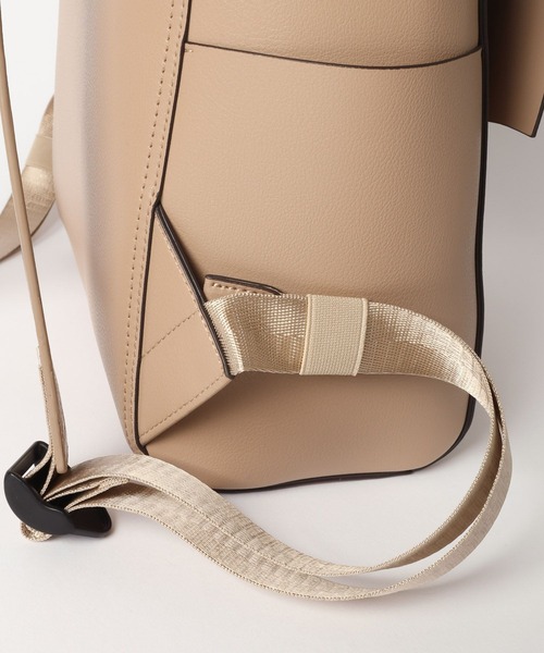 GLOBAL WORK（グローバルワーク）の「スペ軽撥水リュック/629822（バックパック/リュック・レディース・アイボリー/ブラック/ベージュ・ONE SIZE）」の20枚目の写真