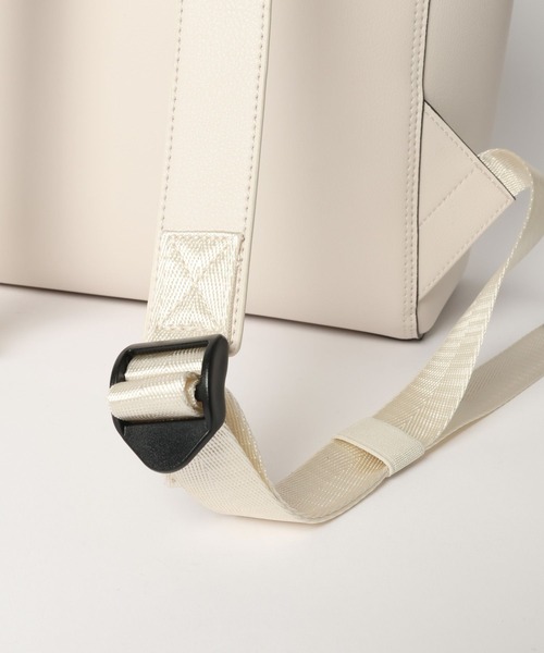 GLOBAL WORK（グローバルワーク）の「スペ軽撥水リュック/629822（バックパック/リュック・レディース・アイボリー/ブラック/ベージュ・ONE SIZE）」の9枚目の写真