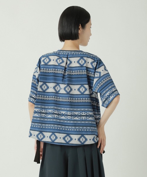 ZUCCa（ズッカ）の「エスニックプリント / プルオーバー / S（ポロシャツ・レディース・ブラック/ブルー・M size）」の5枚目の写真