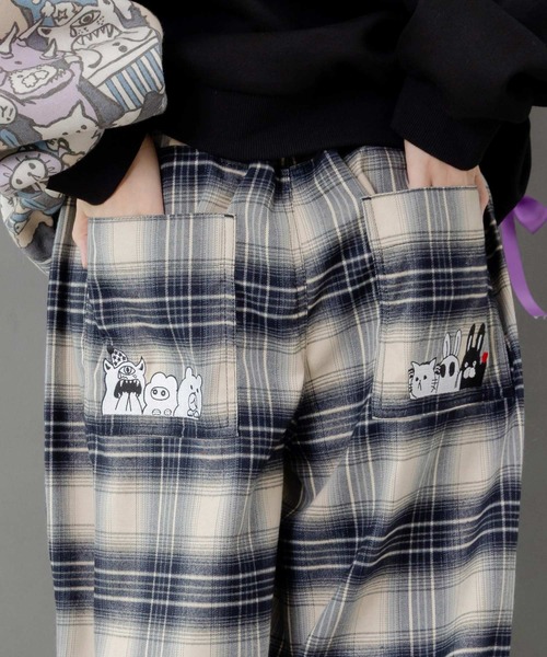 ScoLar Parity（スカラーパリティ）の「353140：ポッケにパリティキャラクターズ 3素材パンツ（その他パンツ・レディース・ブルー/チャコールグレー/ブラック・M）」の16枚目の写真