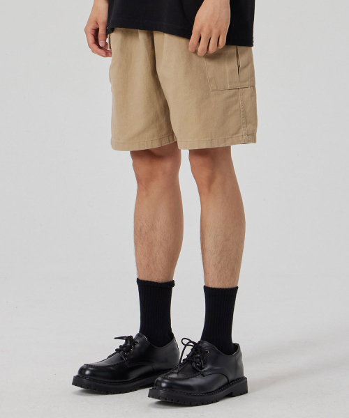 MAKEITTO（メイキット）の「6 POCKETS SEMI WIDE CARGO HALF PANTS_BEIGE（その他パンツ・メンズ・その他・MEDIUM/LARGE/X-LARGE）」の4枚目の写真