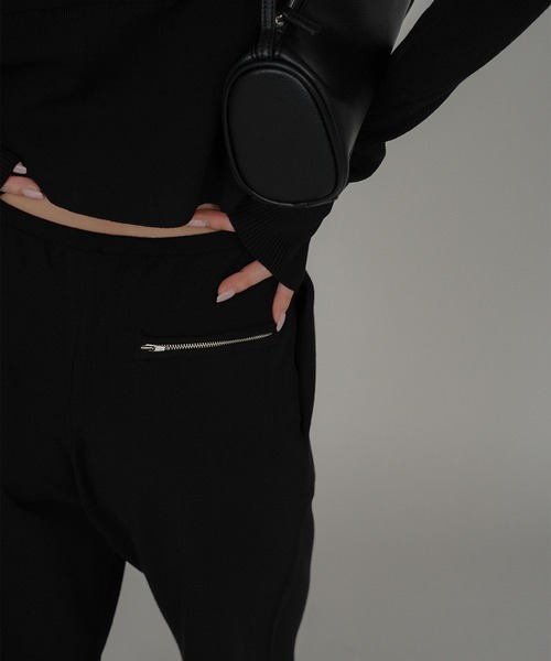 KINO THE KEI（キノザケイ）の「[DAILY & TRAVEL] バレルレッグ ニット パンツ KINO THE KEI（その他パンツ・レディース・ホワイト/ライトグレー/ブラック・フリー）」の22枚目の写真
