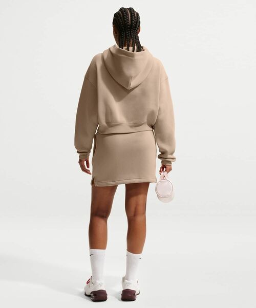 NIKE(ナイキ)の「ナイキ スポーツウェア フェニックス フリース ウィメンズ ハイウエスト スリム ミニ スカート / Nike Sportswear Phoenix Fleece Women's High-Waisted Slim Mini Skirt IQ1254-248 Linen(スカート・レディース・カーキ系・XL/L/XS/S/M)」の4枚目の写真