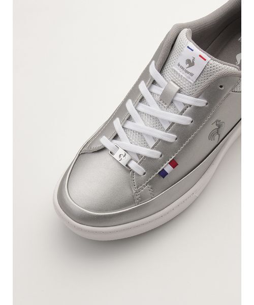 le coq sportif(ルコックスポルティフ)の「【le coq sportif】LCS SEVRES LIFT 2 SI(スニーカー・レディース・シルバー・24.5/24/25/23/23.5)」の5枚目の写真