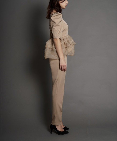 My shawty(マイシャウティー)の「pearl peplum set up(パンツドレス・レディース・ベージュ/ブラック×ホワイト・MEDIUM/SMALL)」の7枚目の写真