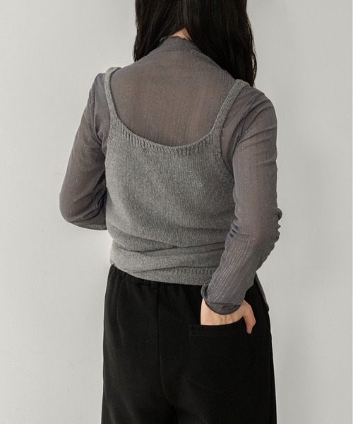 on:nue（オンニュ）の「【on:nue】[着用動画あり！] ラメラインシアーメロートップス（Tシャツ/カットソー・レディース・ブラウン/アイボリー/グレー・FREE）」の8枚目の写真