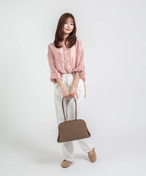 tov（トーヴ）の「【TOV】トートバッグ　肩掛け　トートバッグ PETAL OBLONG BAG M（トートバッグ・レディース・グレー/ブラック/ブラウン/ホワイト・FREE）」の9枚目の写真