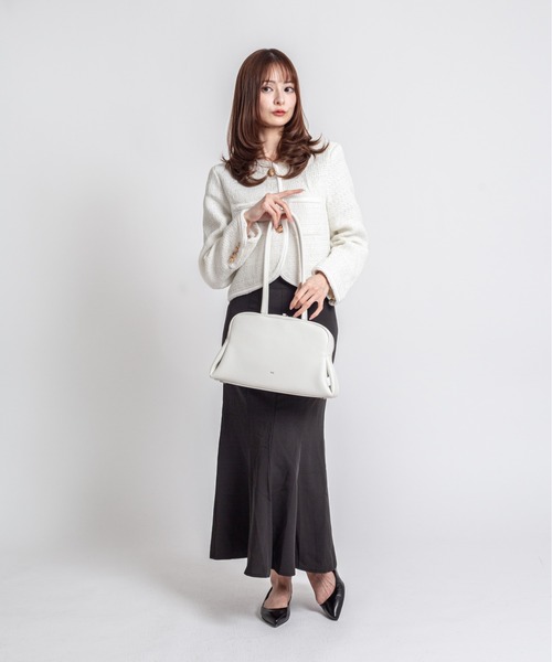 tov（トーヴ）の「【TOV】トートバッグ　肩掛け　トートバッグ PETAL OBLONG BAG M（トートバッグ・レディース・グレー/ブラック/ブラウン/ホワイト・FREE）」の22枚目の写真