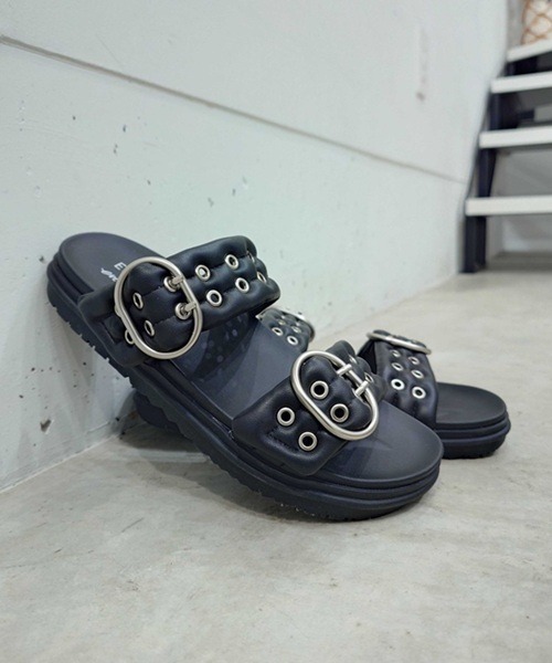 EMU Australia(エミューオーストラリア)の「Bondi Buckle 2.0(サンダル・レディース・ホワイト/ブラック・6/7/8)」の2枚目の写真