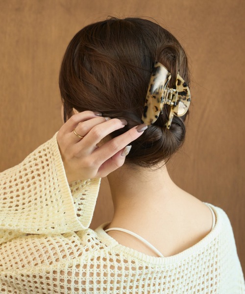 emmi（エミ）の「【HEART】ニュアンスハートヘアクリップ（バレッタ/ヘアクリップ・レディース・ライトベージュ/マルチ/ホワイト・F）」の6枚目の写真