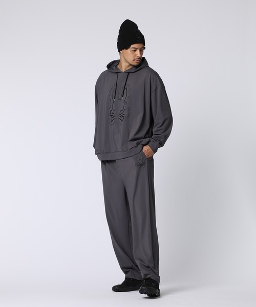 Psycho Bunny（サイコバニー）の「[WEB限定]タイポエンブレム ダンボールイージーパンツ（その他パンツ・メンズ・ブラック/チャコールグレー・SMALL/X-LARGE/LARGE/MEDIUM）」の12枚目の写真