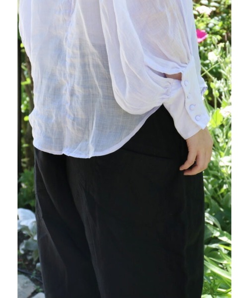 sanpo kuschel(サンポクシェル)の「リネン裾タックパンツ(その他パンツ・レディース・ブラック・FREE)」の13枚目の写真
