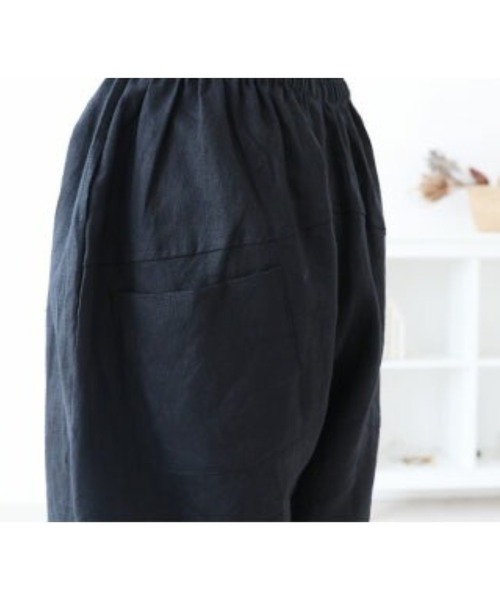 sanpo kuschel(サンポクシェル)の「リネン裾タックパンツ(その他パンツ・レディース・ブラック・FREE)」の15枚目の写真