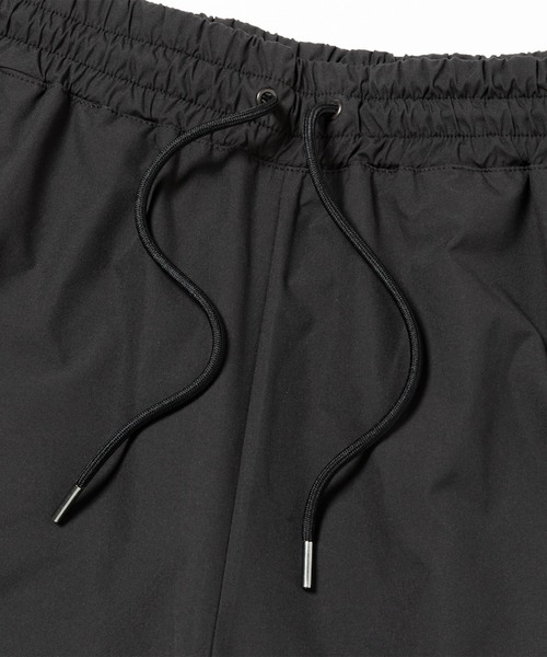 meanswhile（ミーンズワイル）の「MINOTECH Tech Commuter Shorts（その他パンツ・メンズ・ブラック/グレー・1(S)/2(M)/3(L)）」の4枚目の写真