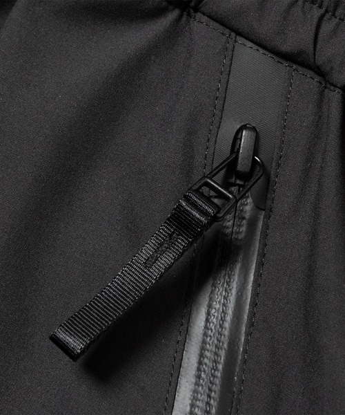 meanswhile（ミーンズワイル）の「MINOTECH Tech Commuter Shorts（その他パンツ・メンズ・ブラック/グレー・1(S)/2(M)/3(L)）」の6枚目の写真