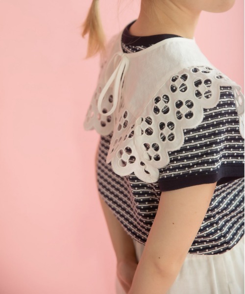 Dot＆Stripes CHILD WOMAN（ドットアンドストライプス　チャイルドウーマン）の「コットンリネンキャンバス フラワーカットワーク スクエア付け襟（付け襟・レディース・ホワイト・FREE）」の13枚目の写真