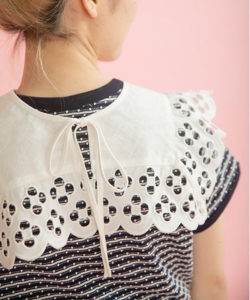 Dot＆Stripes CHILD WOMAN（ドットアンドストライプス　チャイルドウーマン）の「コットンリネンキャンバス フラワーカットワーク スクエア付け襟（付け襟・レディース・ホワイト・FREE）」の15枚目の写真