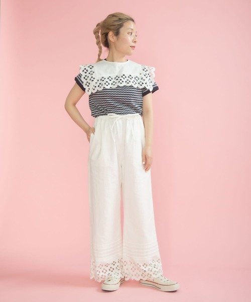 Dot&Stripes CHILD WOMAN(ドットアンドストライプス チャイルドウーマン)の「コットンリネンキャンバス フラワーカットワーク スクエア付け襟(付け襟・レディース・ホワイト・FREE)」の17枚目の写真