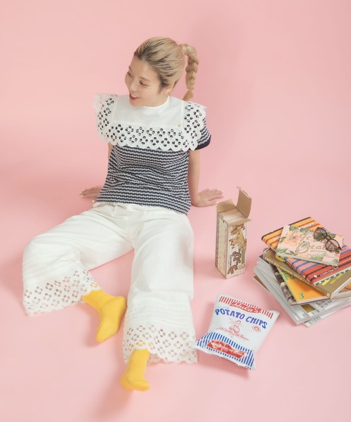 Dot&Stripes CHILD WOMAN(ドットアンドストライプス チャイルドウーマン)の「コットンリネンキャンバス フラワーカットワーク スクエア付け襟(付け襟・レディース・ホワイト・FREE)」の19枚目の写真