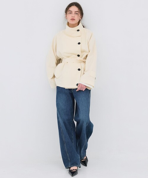 PUBLIC TOKYO（パブリックトウキョウ）の「【2026春新作】ファンネルネックショートトレンチコート（トレンチコート・レディース・アイボリー/ダークグレー/カーキ・1/2）」の12枚目の写真