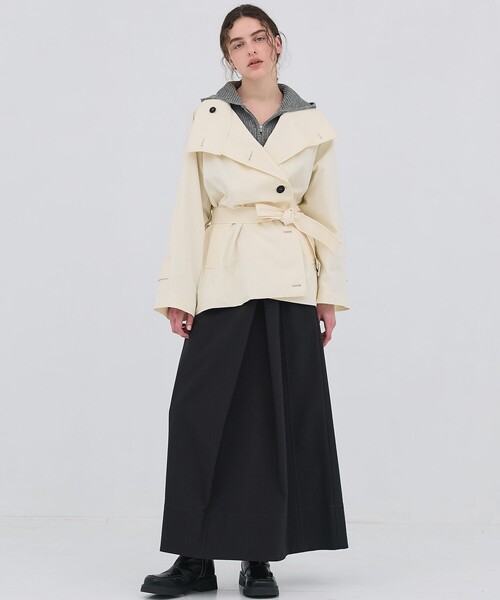 PUBLIC TOKYO（パブリックトウキョウ）の「【2026春新作】ファンネルネックショートトレンチコート（トレンチコート・レディース・アイボリー/ダークグレー/カーキ・1/2）」の13枚目の写真
