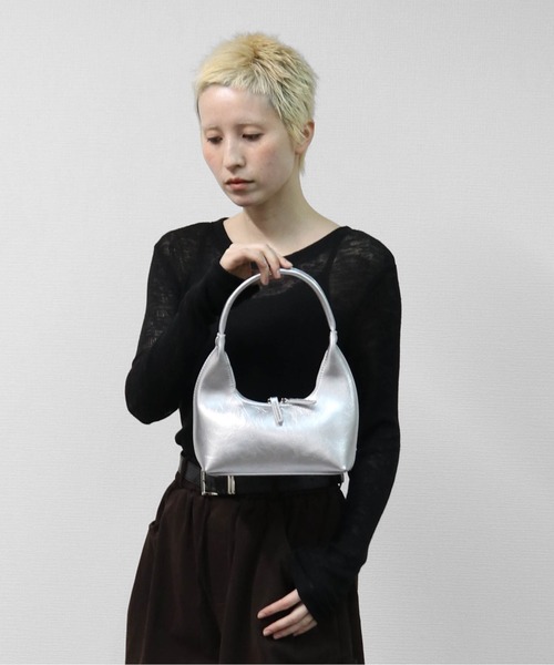 THE CELL.(ザセルドット)の「三日月MINIハンドバッグ HALF MOON MINI HANDBAG(ハンドバッグ・レディース・シルバー/ブルー/ブラック・FREE)」の11枚目の写真