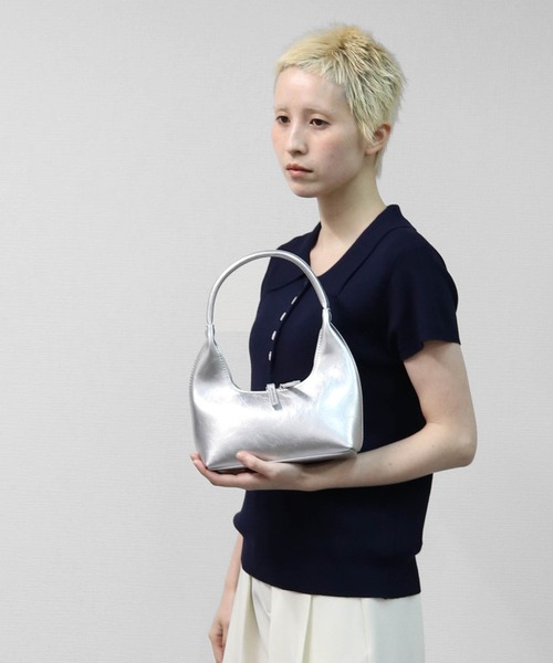 THE CELL.(ザセルドット)の「三日月MINIハンドバッグ HALF MOON MINI HANDBAG(ハンドバッグ・レディース・シルバー/ブルー/ブラック・FREE)」の19枚目の写真