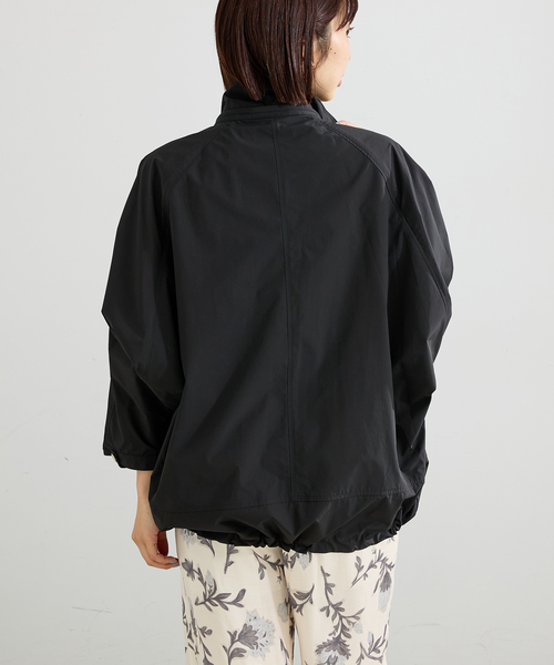 IENA（イエナ）の「WOOLRICH/ウールリッチ SUMMER ANORAK（マウンテンパーカー・レディース・アイボリー/ブラック・FREE）」の4枚目の写真