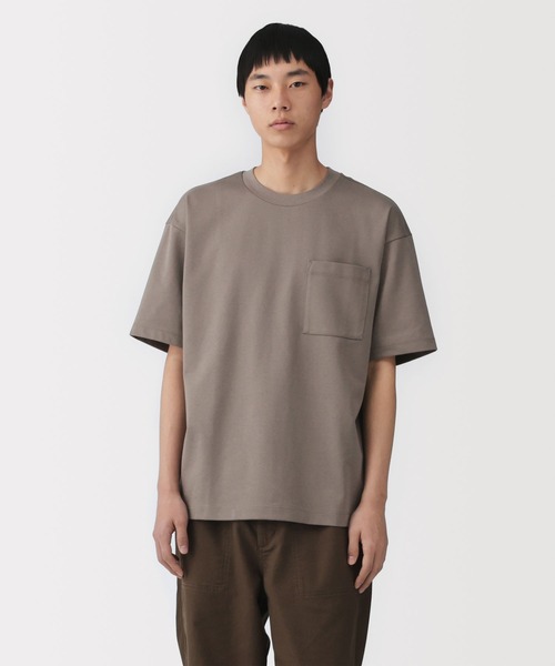 無印良品(ムジルシリョウヒン)の「紳士 涼感UVカットワイド半袖Tシャツ(Tシャツ/カットソー・メンズ・ホワイト/ライトグレー/ダークブラウン系/ブラック/スモーキーグリーン系/ライトブルー/グレー系/ネイビー/ブラウン系・S/M/L/XL)」の5枚目の写真