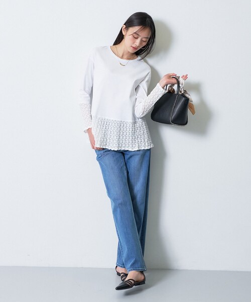 INDIVI（インディヴィ）の「【洗える／レイヤードにおすすめ】シャーリングレース ロングTシャツ（Tシャツ/カットソー・レディース・ブラック/ホワイト・34/19/15 /13/05/38）」の10枚目の写真