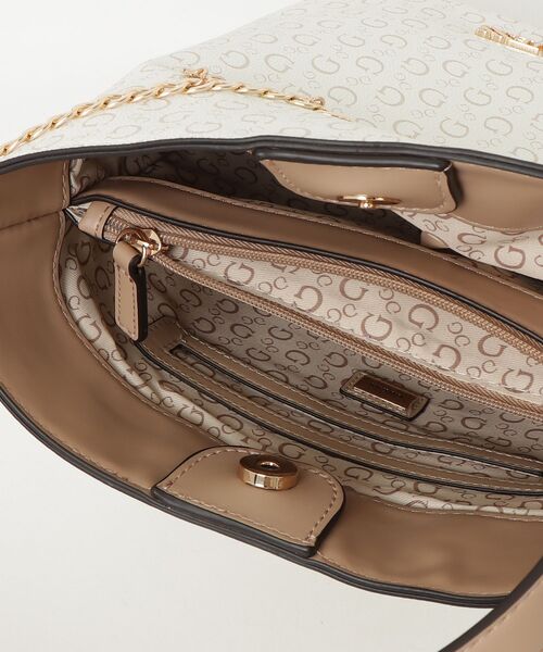 Guess(ゲス)の「TASHA Bucket ショルダーバッグ バケットバッグ(ショルダーバッグ・レディース・ホワイト/ダークグレー・ONE SIZE)」の15枚目の写真