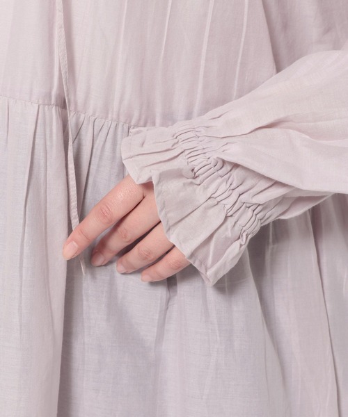 LEPSIM(レプシィム)の「【産前・産後対応】マタニティ/ティアードブラウス 639082(マタニティウェア/グッズ・レディース・ライトピンク/ブラック/アイボリー・FREE)」の10枚目の写真