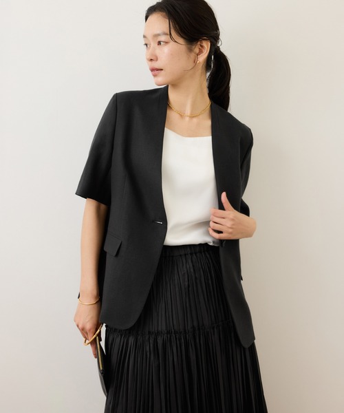 ROPE'（ロペ）の「リネンハーフスリーブノーカラー半袖ジャケット（ノーカラージャケット・レディース・ブラック/キナリ・38/36）」の8枚目の写真