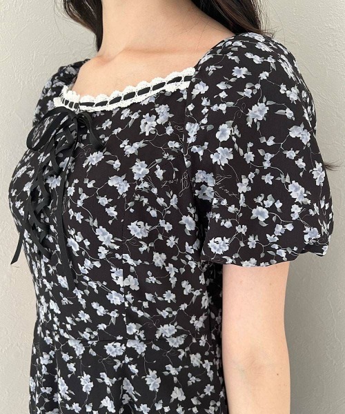 F i.n.t（フィント）の「リボンアイビーフラワー柄レースアップワンピース（ワンピース・レディース・ブラック×ブルー/アイボリー・FREE）」の22枚目の写真