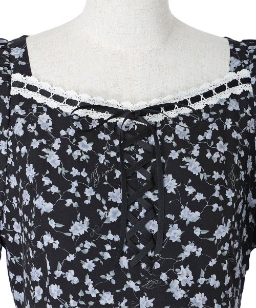 F i.n.t（フィント）の「リボンアイビーフラワー柄レースアップワンピース（ワンピース・レディース・ブラック×ブルー/アイボリー・FREE）」の10枚目の写真