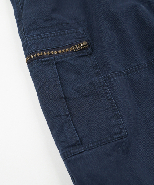 FRIZMWORKS(フリズムワークス)の「WASHED COTTON ZIP CARGO PANTS _ NAVY(その他パンツ・メンズ・その他・SMALL/MEDIUM/LARGE/X-LARGE)」の6枚目の写真