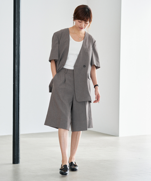 IENA(イエナ)の「《セットアップ対応》 トロピカルハーフジャケット(ノーカラージャケット・レディース・ブラウン・FREE)」の12枚目の写真