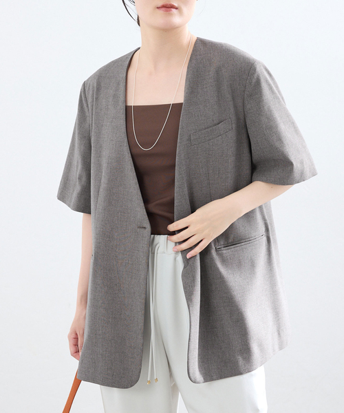 IENA(イエナ)の「《セットアップ対応》 トロピカルハーフジャケット(ノーカラージャケット・レディース・ブラウン・FREE)」の14枚目の写真