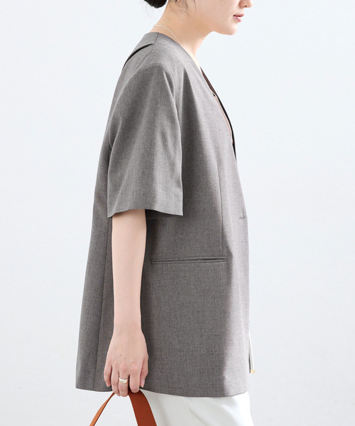 IENA(イエナ)の「《セットアップ対応》 トロピカルハーフジャケット(ノーカラージャケット・レディース・ブラウン・FREE)」の15枚目の写真