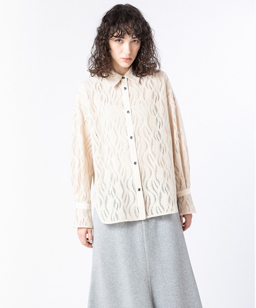 Loose blouse — свободная блуза
